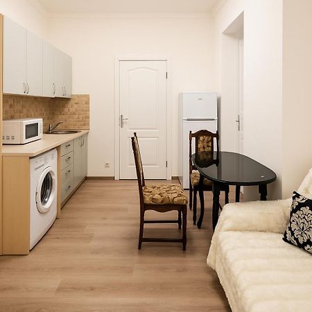 Apartaments Of Franka Street. Lviv Buitenkant foto